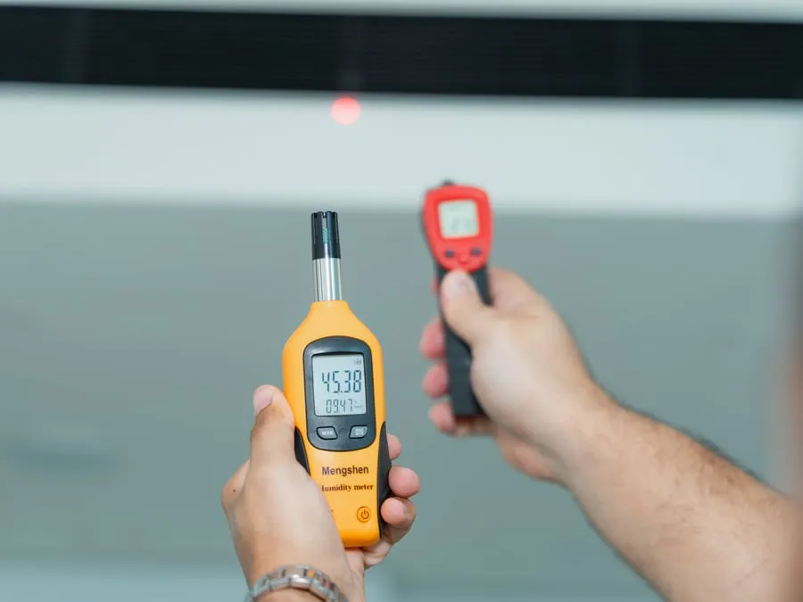 Hygrometer and laser thermometer readings