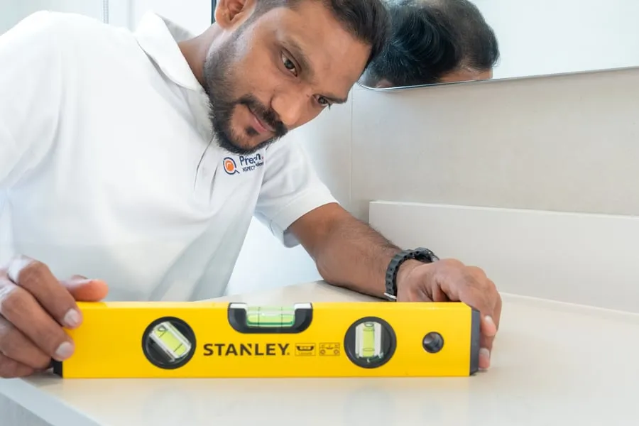 Spirit level on a balcony rail